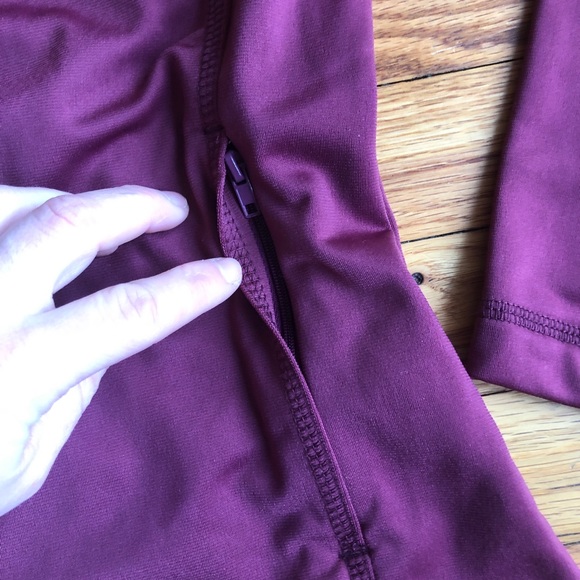 Women’s Maroon Sport Tek Zip-up Size Medium - Picture 3 of 4
